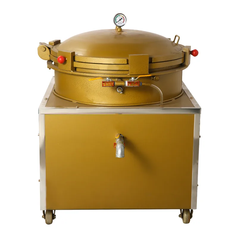 Single pneumatic edible oil filter for crude oil clarification