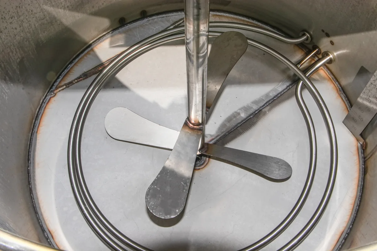 Hydration-Centrifuge Combined Machine — Double agitator and heating section